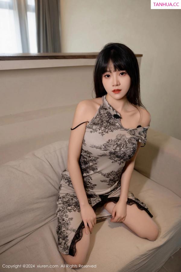   [XiuRen]高清写真图 2024.04.23 No.8434 唐安诺 性感美腿第34张图片